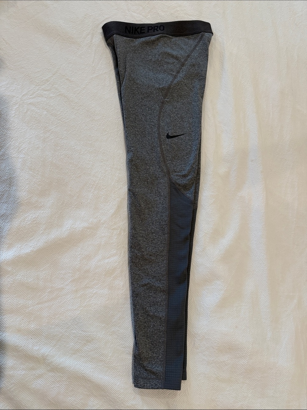 Nike Pro Women’s Charcoal Gray Athletic Pants